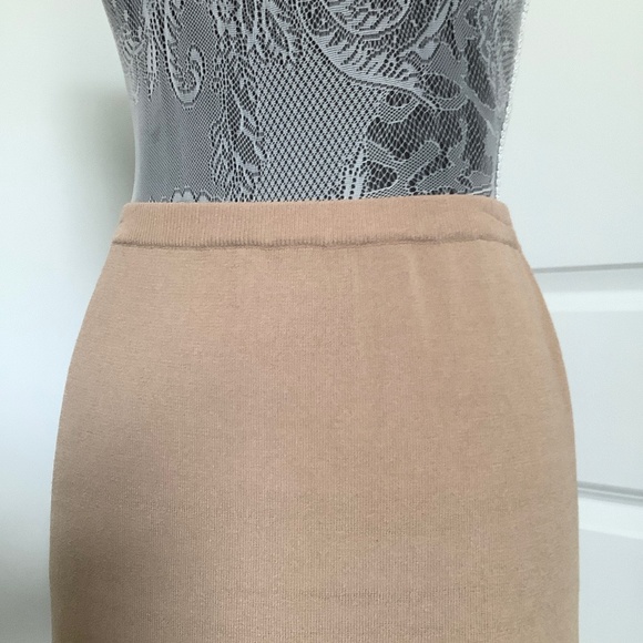 Onque Classics Women's Pull on Skirt, Size S, NWT - Picture 3 of 6